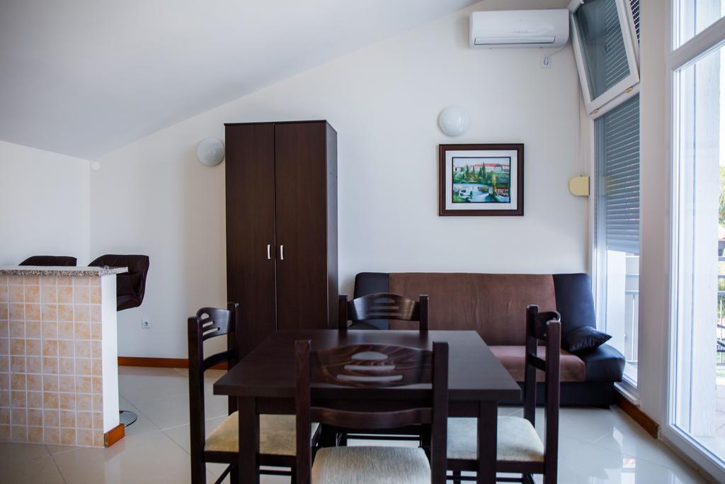Apartments Riverside 헤르섹 외부 사진