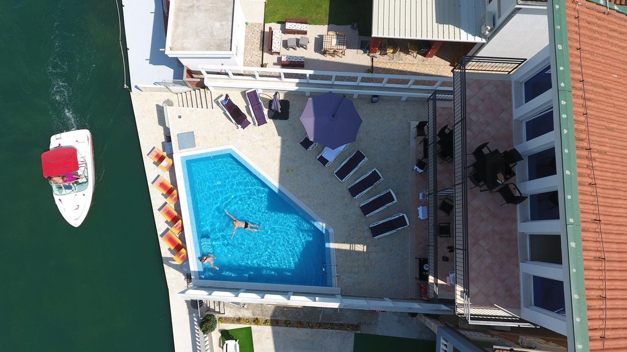 Apartments Riverside 헤르섹 외부 사진