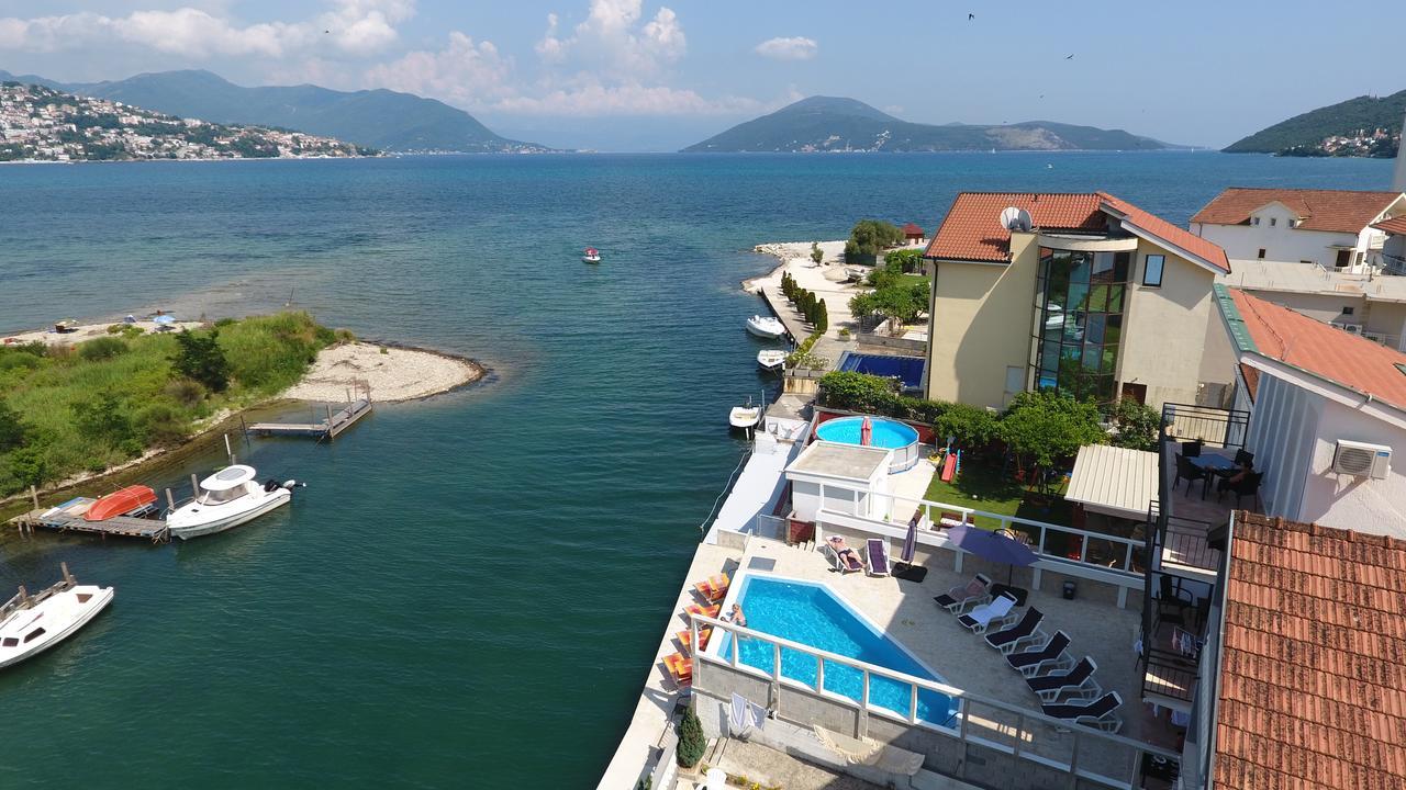 Apartments Riverside 헤르섹 외부 사진